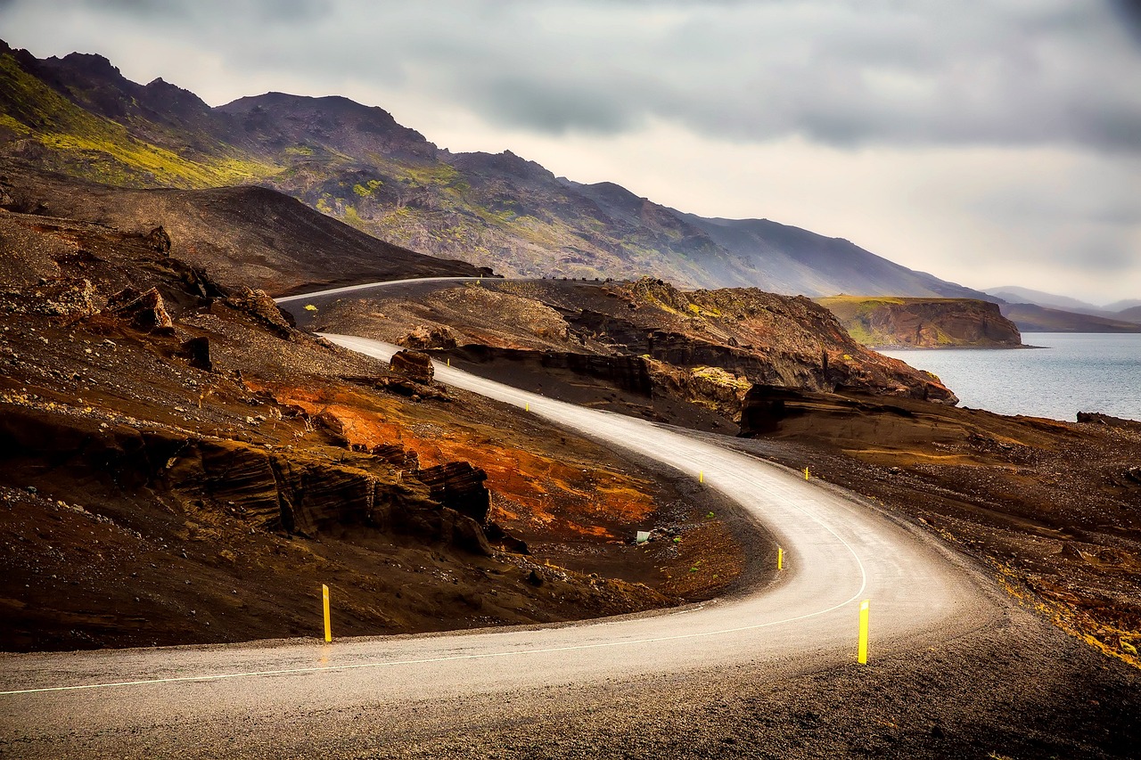 Фантастичні маршрути: окільцювати Ісландію